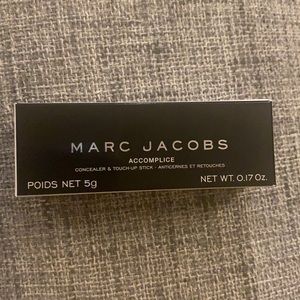Brand new MARC JACOBS concealer